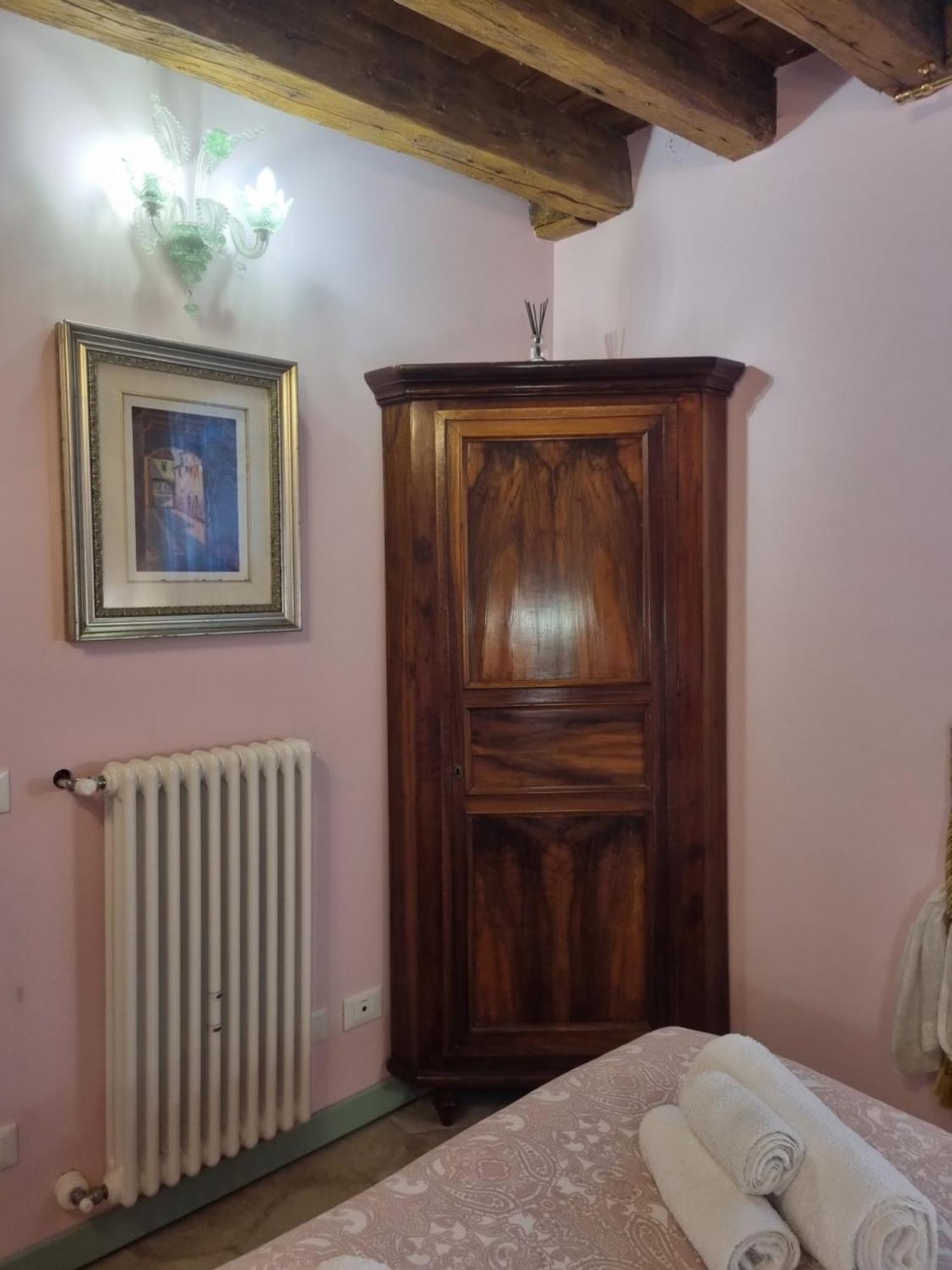 Corte Dell' Angelo, Una Casa Romantica Vicino La Biennale Veneza Exterior foto